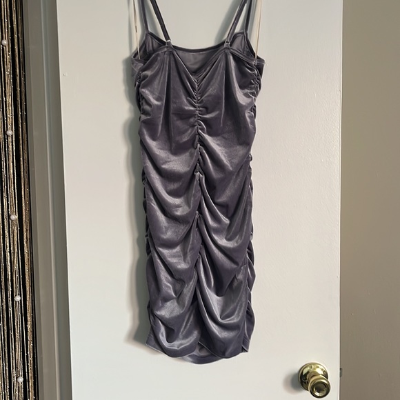 Purple Velvet Rouched Dress - Picture 3 of 4